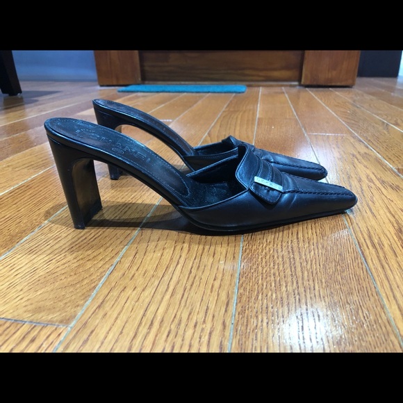 Chanel Leather Mules Size 37 - Picture 1 of 5